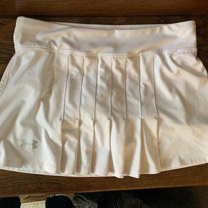 Under Armour - White Pleated Tennis Skirt